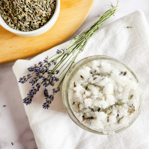 Homemade Lavender Sugar Scrub Recipe {Free Printable Labels}