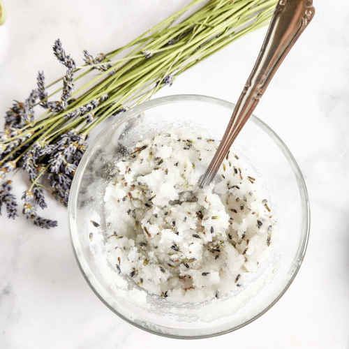Homemade Lavender Sugar Scrub Recipe {Free Printable Labels}